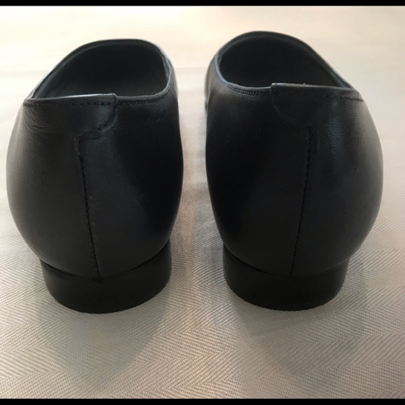 New in Box Trotters Kari Navy Blue Leather 2" Block Heel Pumps 7 Wide - Picture 5 of 10